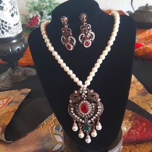 🌟 Ethnic Necklace & Earring Set ❤️